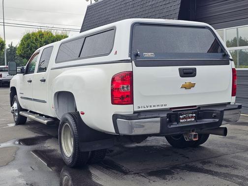 Summit White 2009 Chevrolet Silverado 3500 LT Crew Cab