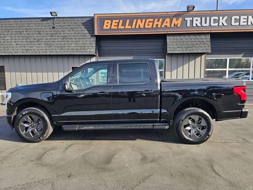 Agate Black Metallic 2024 Ford F-150 Lightning XLT