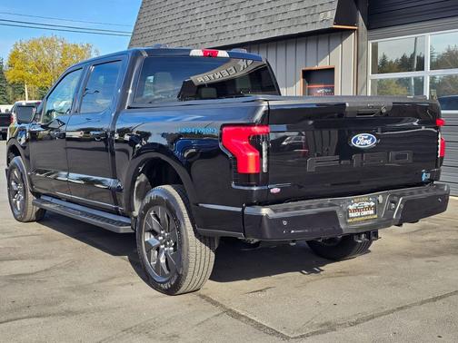 Agate Black Metallic 2024 Ford F-150 Lightning XLT