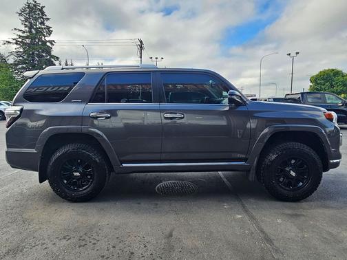 Magnetic Gray Metallic 2019 Toyota 4Runner Limited