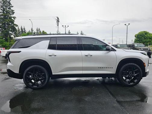 Summit White 2024 Chevrolet Traverse RS