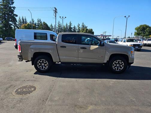 2022 GMC Canyon AT4