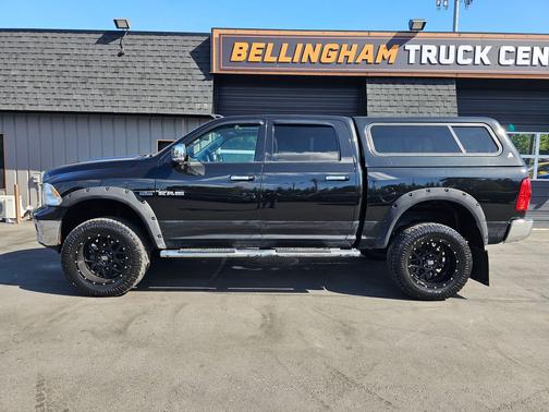 Brilliant Black Crystal PC/Light Greystone PC 2010 Dodge Ram 1500 Laramie