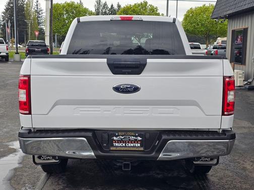 Oxford White 2019 Ford F-150 XLT
