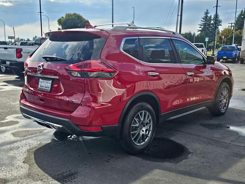 2017 Nissan Rogue SV