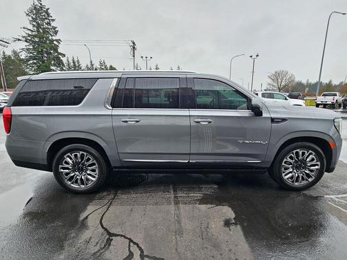 2024 GMC Yukon XL Denali Ultimate