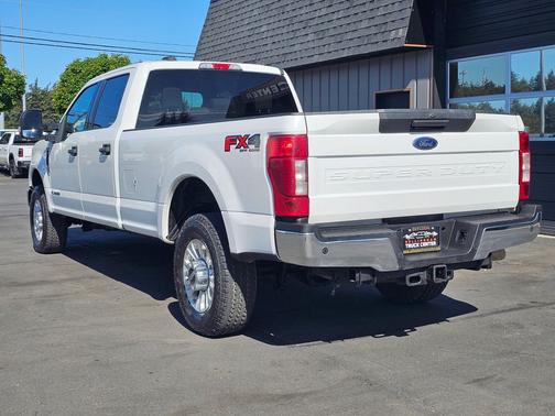 Oxford White 2021 Ford F-350 XLT