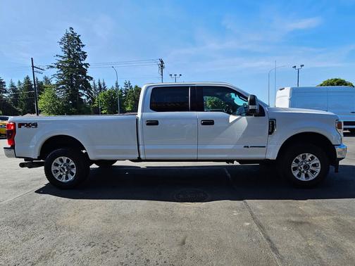 Oxford White 2021 Ford F-350 XLT