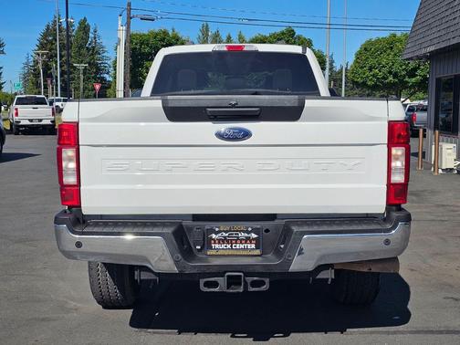 Oxford White 2021 Ford F-350 XLT