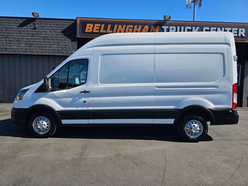 Oxford White 2025 Ford Transit-250 Base