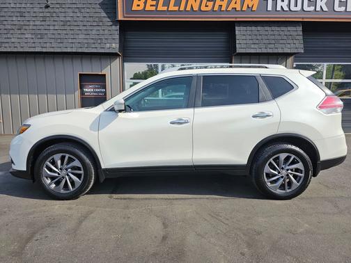 Pearl White 2015 Nissan Rogue SL