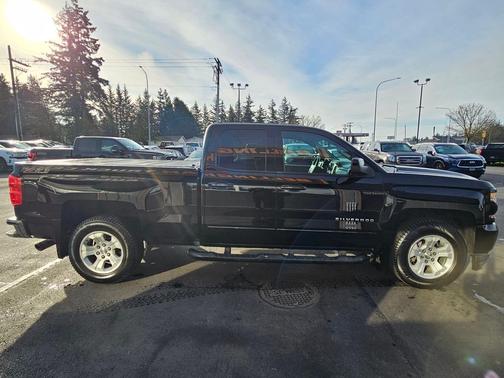 2017 Chevrolet Silverado 1500 2LT