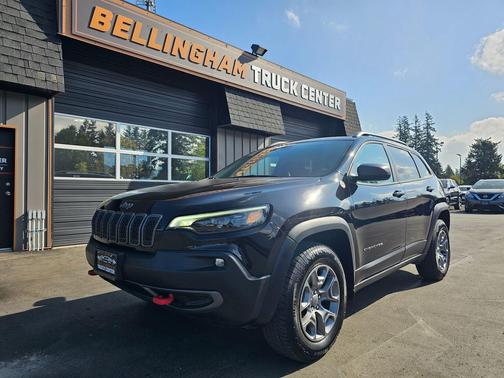 Diamond Black Crystal Pearl Coat 2020 Jeep Cherokee Trailhawk