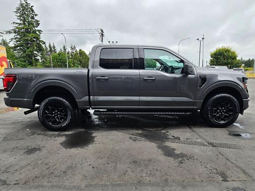 Carbonized Gray Metallic 2024 Ford F-150 XLT