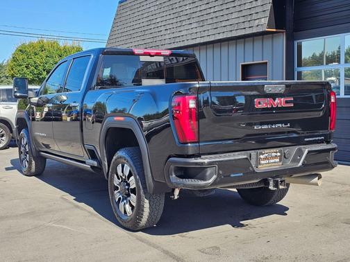 Onyx Black 2025 GMC Sierra 3500 Denali