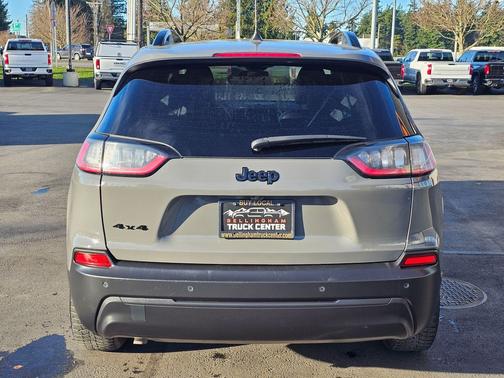 2023 Jeep Cherokee Altitude
