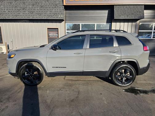 2023 Jeep Cherokee Altitude