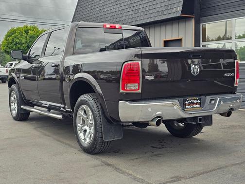 Luxury Brown Pearl Coat 2017 RAM 1500 Laramie