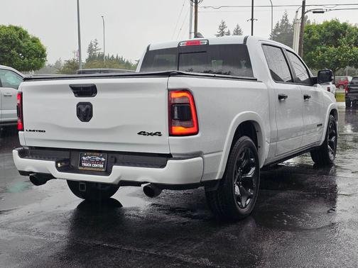 Bright White Clear Coat 2023 RAM 1500 Limited
