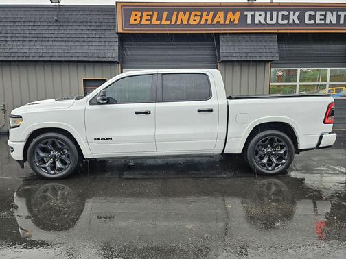 Bright White Clear Coat 2023 RAM 1500 Limited