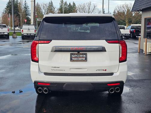 2023 GMC Yukon AT4
