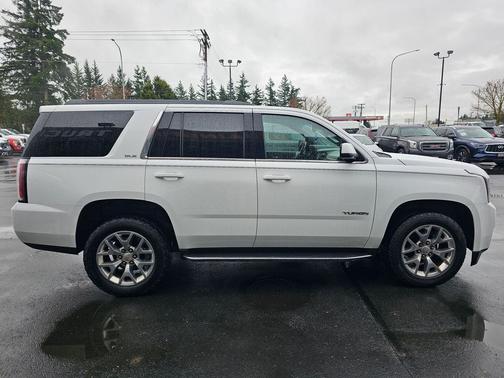 2017 GMC Yukon SLE