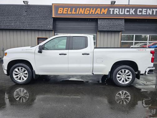 2022 Chevrolet Silverado 1500 Custom