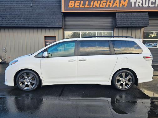 2017 Toyota Sienna SE Premium