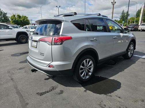 2016 Toyota RAV4 Hybrid SE
