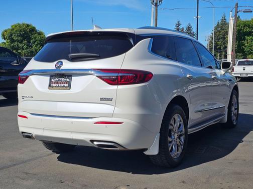 White Frost Tricoat 2020 Buick Enclave Avenir