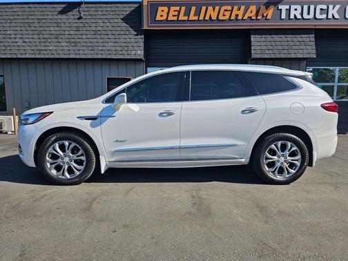 White Frost Tricoat 2020 Buick Enclave Avenir