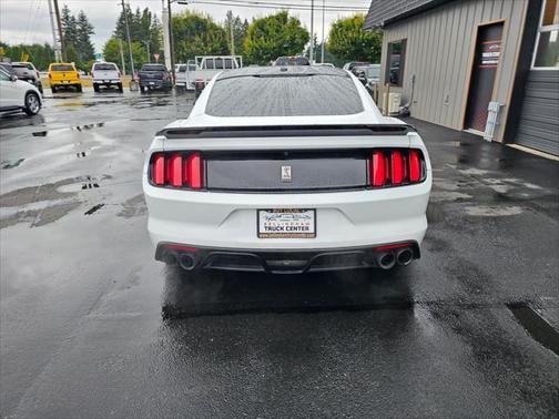 2017 Ford Shelby GT350R Base