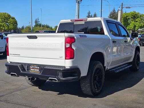 Summit White 2019 Chevrolet Silverado 1500 LT Trail Boss