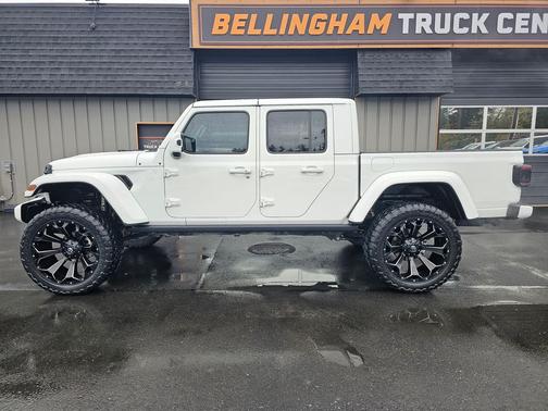 Bright White Clear Coat 2021 Jeep Gladiator High Altitude