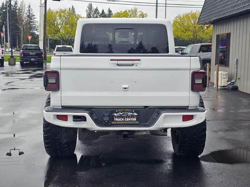 Bright White Clear Coat 2021 Jeep Gladiator High Altitude