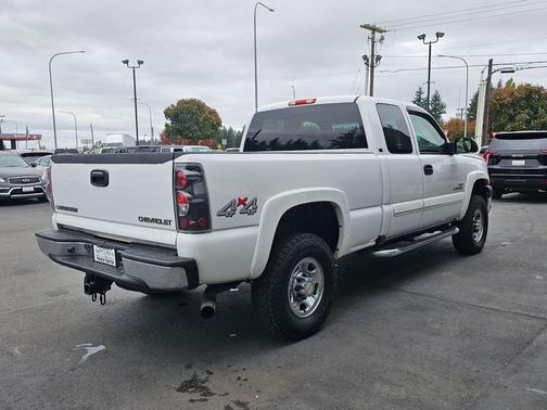 2005 Chevrolet Silverado 2500 LT H/D Extended Cab