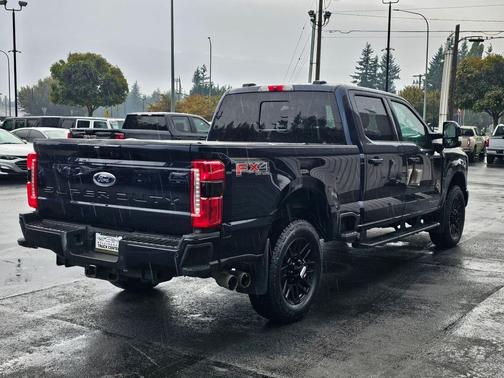 2023 Ford F-350 Lariat