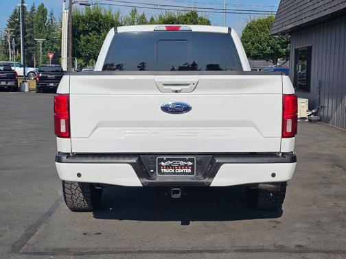 White 2018 Ford F-150 Lariat