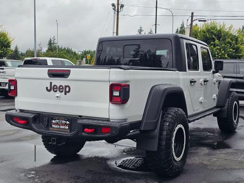 Bright White Clear Coat 2020 Jeep Gladiator Rubicon