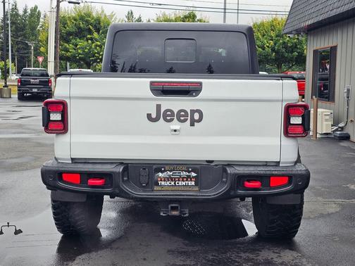 Bright White Clear Coat 2020 Jeep Gladiator Rubicon