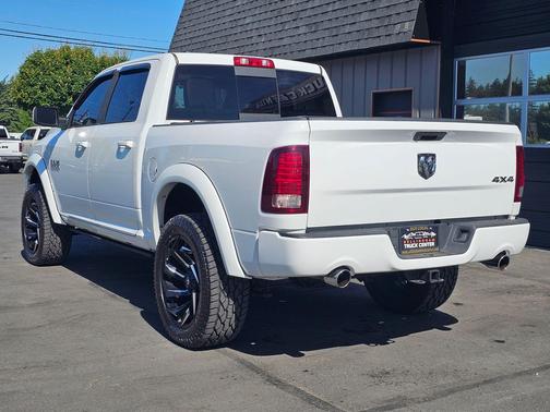 Bright White Clear Coat 2016 RAM 1500 Sport