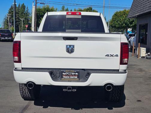 Bright White Clear Coat 2016 RAM 1500 Sport