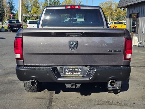 Granite Crystal Metallic Clear Coat 2021 RAM 1500 Classic SLT