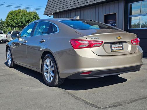 Brown 2022 Chevrolet Malibu LT