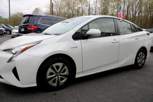 2017 Toyota Prius Four