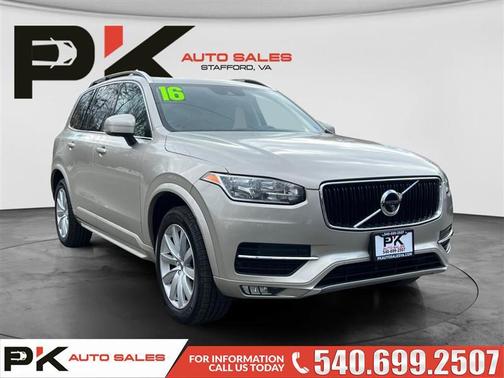 2016 Volvo XC90 T6 Momentum