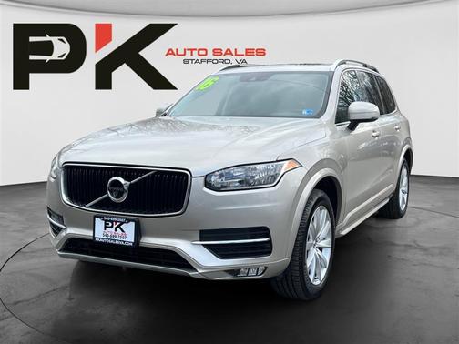 2016 Volvo XC90 T6 Momentum