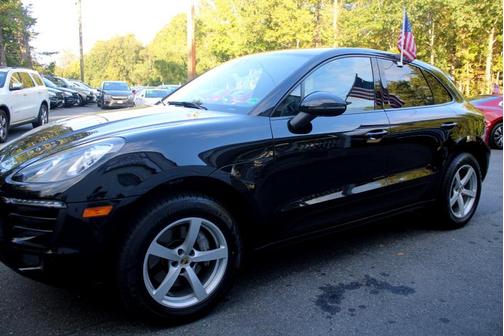 2017 Porsche Macan Turbo