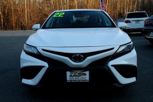2022 Toyota Camry SE