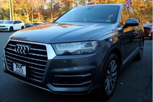2019 Audi Q7 45 Premium Plus